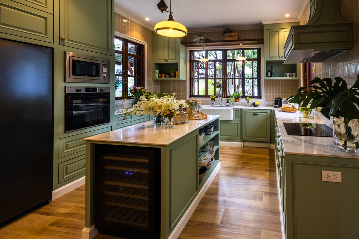 In-Villa Dining
