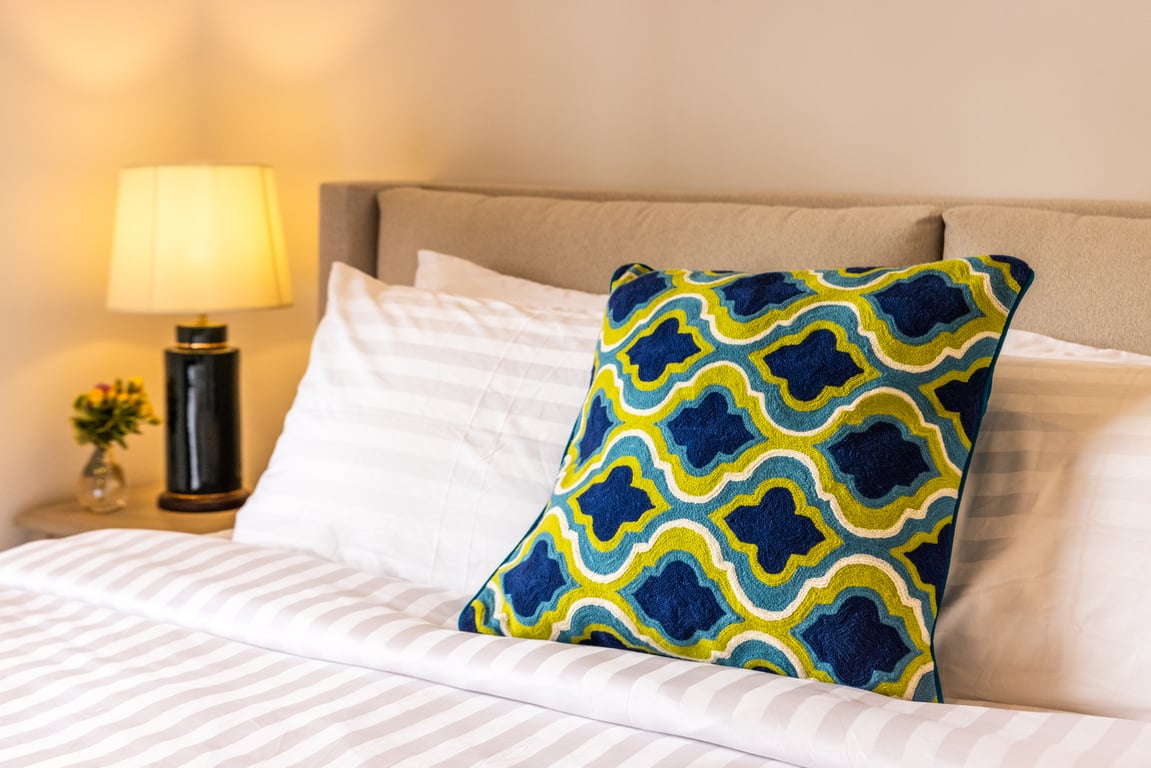 The Saran Suite 8